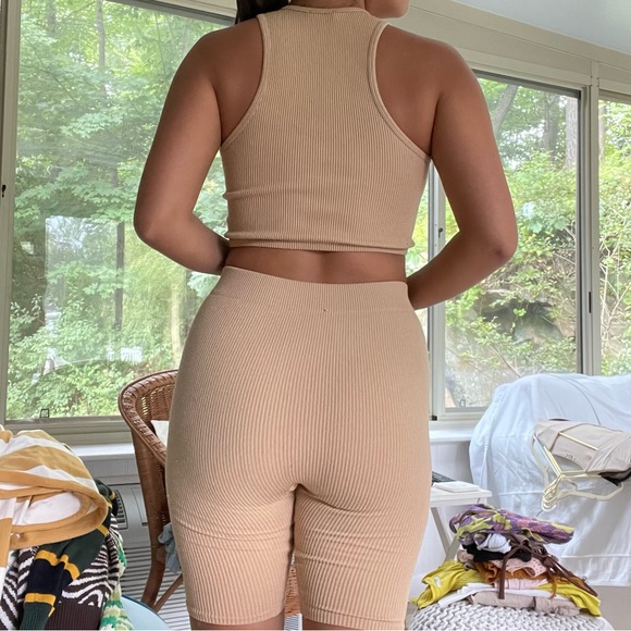 Matching biker shorts and tank set from Zara! Size M/L - Picture 3 of 3